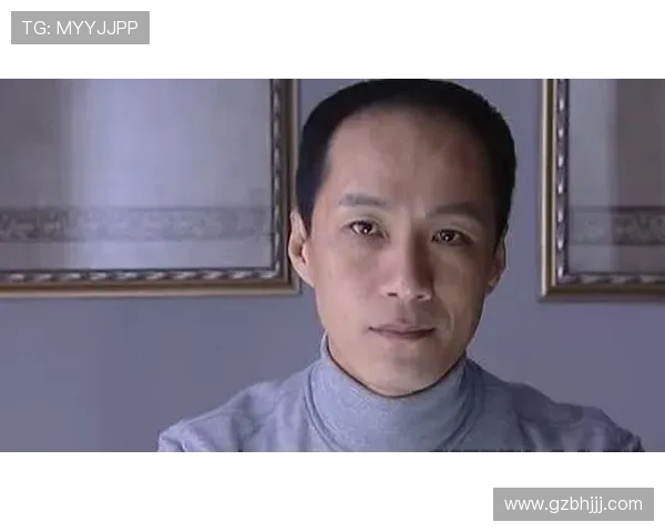 媒体人认为小杨应坚持演艺道路不必急于发展联盟从小角色做起更有前途